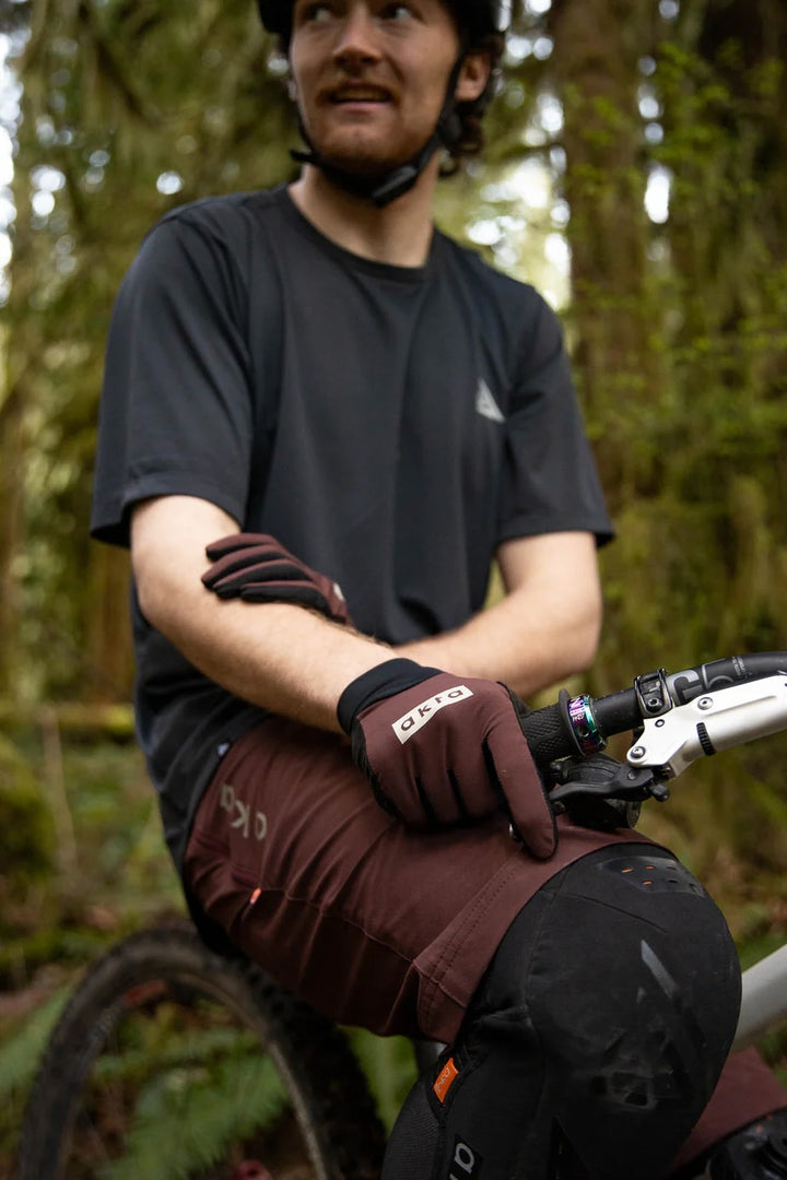 Akta Trail Glove