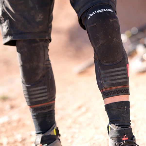 Fasthouse Hooper Knee Pad Black - Extra Large